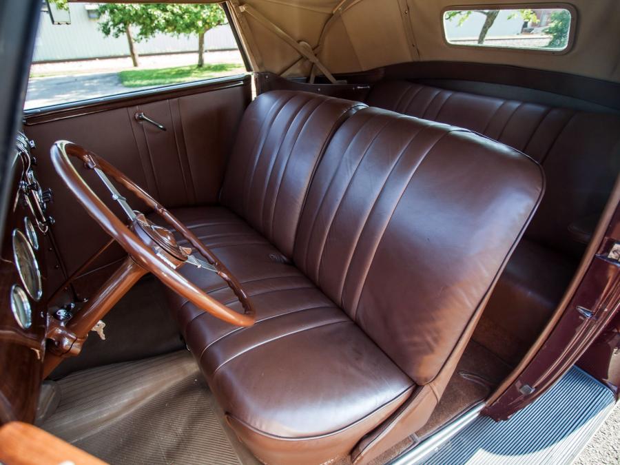  Ford V8 Club Cabriolet 1936 года  (фото 13 из 15)